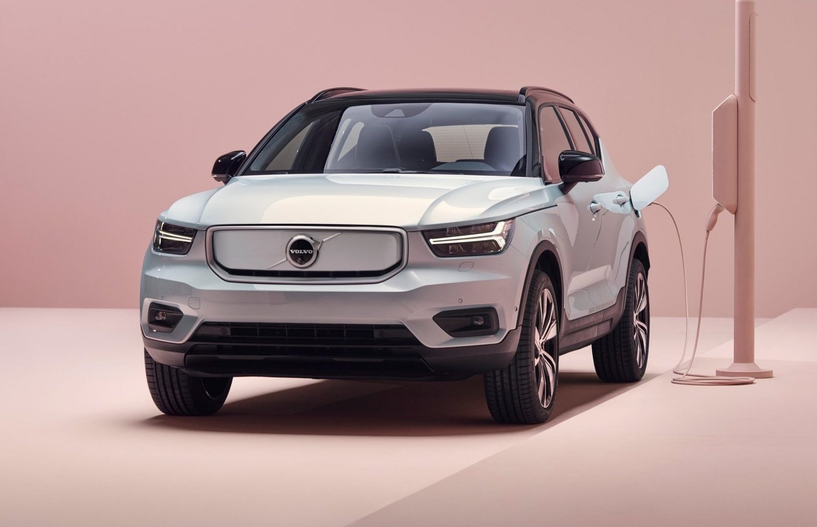 Volvo Volvo XC40 P8 Recharge 2022 Ficha técnica de referencia