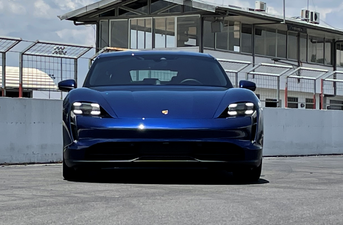 Porsche Porsche Taycan 4S Cross Turismo Ficha técnica de referencia
