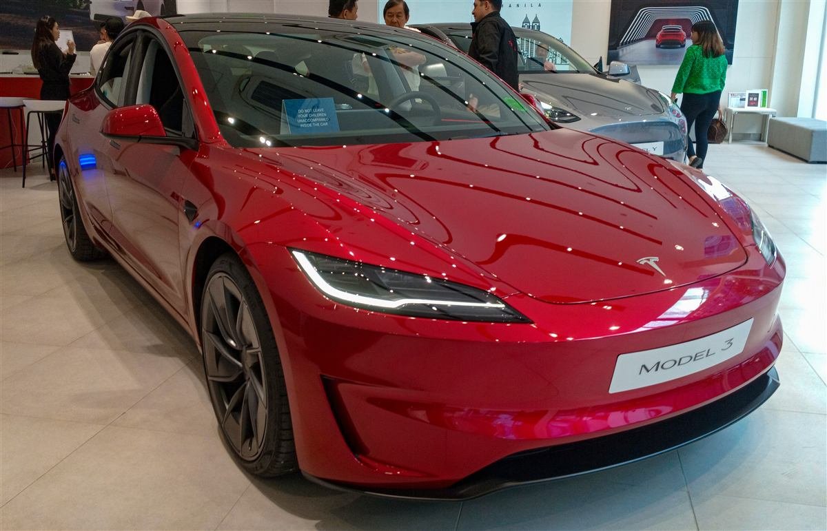 Tesla Model 3 Performance AWD