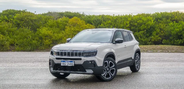 Jeep Avenger Summit