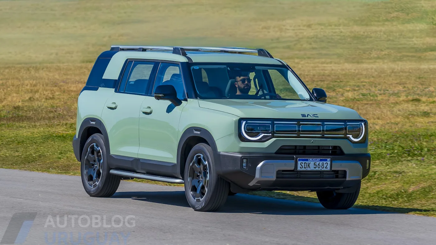 BAIC BJ30e 1.5T DHT 4WD (AWD) LV5