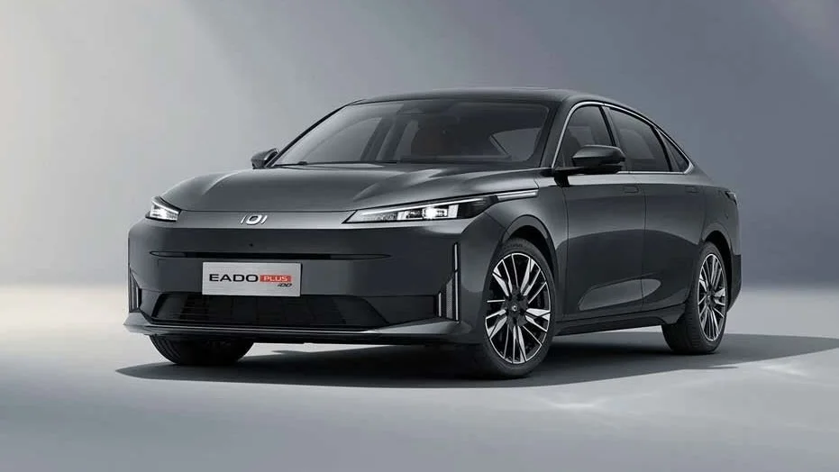 Changan Eado Plus iDD 1.5 PHEV Elite E-CVT